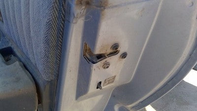 1991 Caprice Passenger Right Rear Door Latch With Rods/Cables Assembly Back