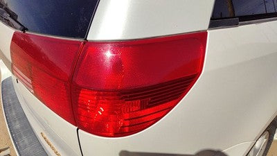 2004-2005 Toyota Sienna Passenger Right Outer Tail Light Brake Lamp Oem Rear