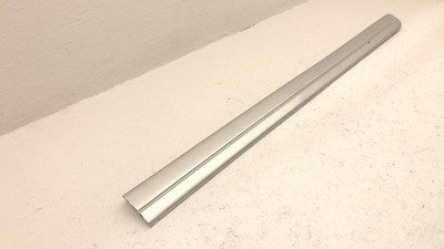 05-07 Caravan Passenger Right Front Moulding From Door Trim Strip Silver Ps2