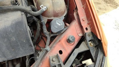 05-10 Chevy Cobalt Windshield Washer Fluid Reservoir With Pump Oem Wiper Tank
