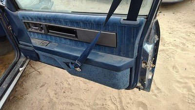 1989 Olds Cutlass Calais Passenger Right Front Seat Belt Retractor Blue 2 Door