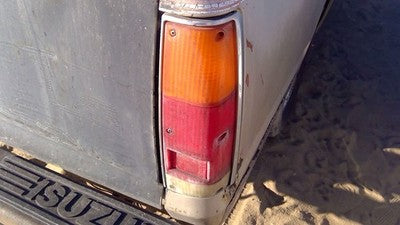 1981-1987 Isuzu Pup Pickup Passenger Right Tail Light Brake Lamp Oem Rear