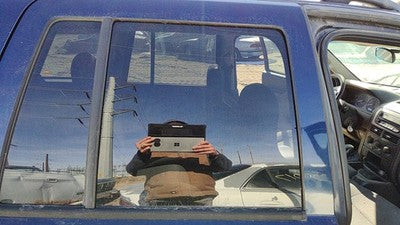 1999-2004 Jeep Grand Cherokee Passenger Right Rear Side Window Door Glass Back