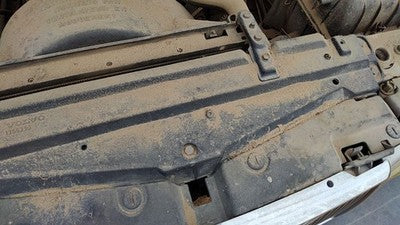 1990-1992 Volvo 740 Top Plastic Cover Above Radiator Support Oem Upper Shield