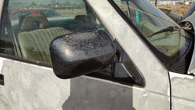 88-99 Chevy Silverado 1500 Passenger Right Manual Side Mirror Door Mounted White