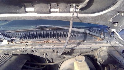 2001 2002 Chevy Tahoe Driver Left Windshield Wiper Arm Oem Blade Lever