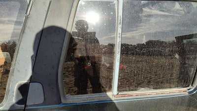 90-95 Pathfinder Passenger Right Rear Vent Window Back Door Glass With Frame Oem