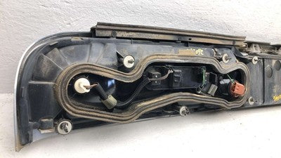 1991-1996 Buick Park Ave Ultra Middle Center Tail Light Brake Lamp Oem Rear