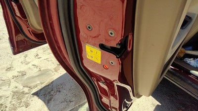 2001-2007 Volvo V70 Xc Driver Left Rear Door Latch With Rods/Cables Oem Back