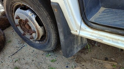 2006 Dodge Sprinter Van 3500 Driver Left Mud Flap Moulding Oem Factory