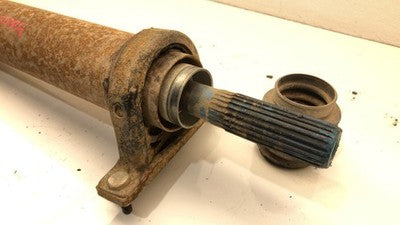 01-03 Silverado 2500 Hd Rear Drive Shaft Back Driveline 2 Piece 4X4 8.1L Allison