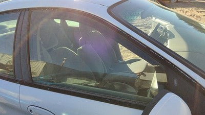 1996-2007 Ford Taurus Passenger Right Front Side Window Door Glass Oem