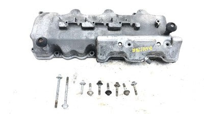 2001-2005 Mercedes C240 Passenger Right Rear Valve Cover Oem With Hardware 2.6L