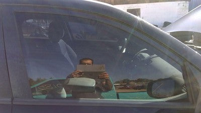 2011-2013 Kia Sorento Passenger Right Front Side Window Door Glass Oem