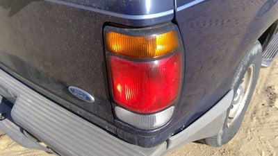 1995-1997 Ford Explorer Passenger Right Tail Light Oem Brake Lamp Rear