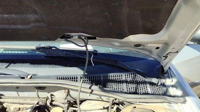 2000-2004 Subaru Legacy Driver Left Windshield Wiper Arm Oem Blade Lever