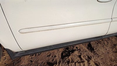 2000-2007 Ford Taurus Driver Left Front Moulding From Door Trim Strip White :