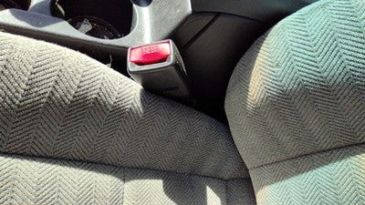 2002-2005 Subaru Legacy Driver Left Front Seat Belt Buckle Receiver Oem Gray