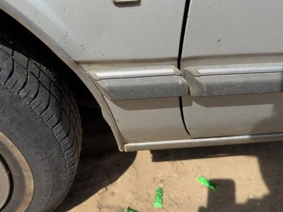 1986 Olds 88 Driver Left Moulding From Fender Oem Trim Strip Silver