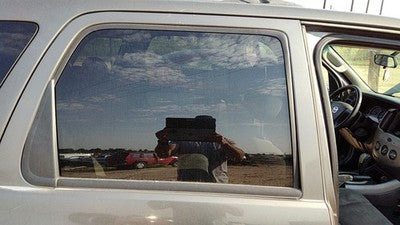 2001-2006 Mazda Tribute Passenger Right Rear Side Window Door Glass Oem Back