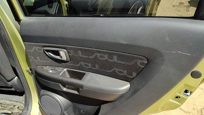 12 13 Soul Passenger Right Rear Inside Door Trim Panel Wh Switches Back Black Wk