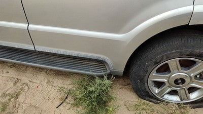03 Lincoln Aviator Driver Left Rear Moulding From Door Back Trim Strip Silver Jp
