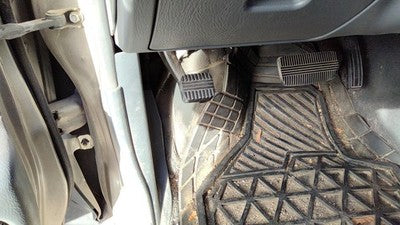 2004 Nissan Xterra Parking Brake Pedal Assembly Oem Complete Emergency Unit