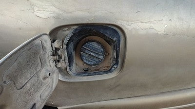 1997 Buick Century Fuel Filler Neck Assembly With Gas Cap Oem 10277826