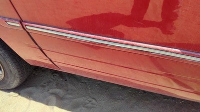 06 Town Country Passenger Right Rear Moulding From Door Back Trim Strip Red Prh