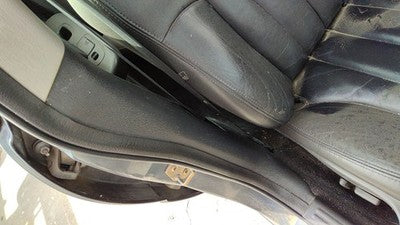 2000-2004 Chrysler 300M Passenger Right Front Seat Belt Retractor Shoulder Black