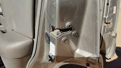 1996-2004 Olds Bravada Passenger Right Rear Door Latch With Rods/Cables Oem Back