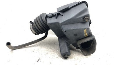 01-07 Caravan Complete Air Intake Cleaner Filter Box Housing With Tube Oem 3.8L