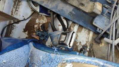 1996 Ford F350 Passenger Right Front Seat Belt Buckle Receiver Oem Blue