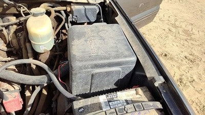 2000-2001 Gmc Sierra 2500 Engine Fuse Box Power Distribution Panel Oem 6.0L