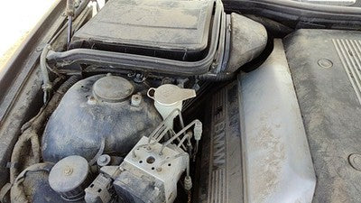 Bmw 540I Windshield Washer Fluid Reservoir With Pump Oem Wiper Tank