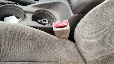 2002-2005 Legacy Outback Driver Left Front Seat Belt Buckle Receiver Oem Tan