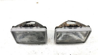 1980-1984 Deville Sedan Passenger Right Pair Of Headlights Oem 15194307