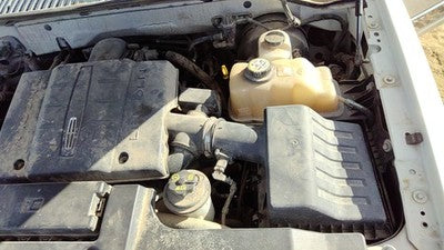 07-08 Navigator Complete Air Intake Cleaner Filter Box Housing With Tube 5.4L