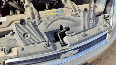 2006-2007 Chevy Impala Top Plastic Cover Above Radiator Support Sight Shield Oem