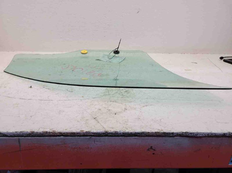 1998-2011 Linc & Town (also See Cont 82 Up) Front Door Glass/Window LH