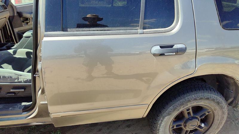 2002-2005 Explorer Rear Door LH