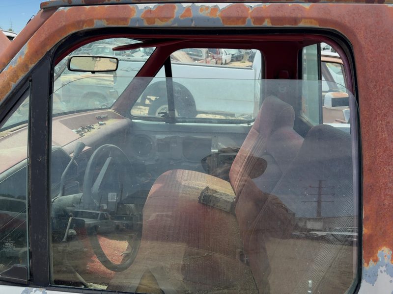 1987-1997 Ford Pickup F150 Series Front Door Glass/Window LH