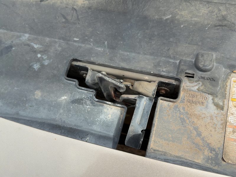 1998-2002 Mercury Grand Marquis (79 & Up) Radiator Support