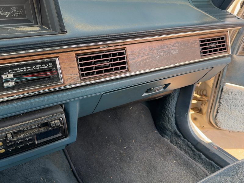 1985-1988 Oldsmobile Ninety-eight (80 & Up) Dash Panel
