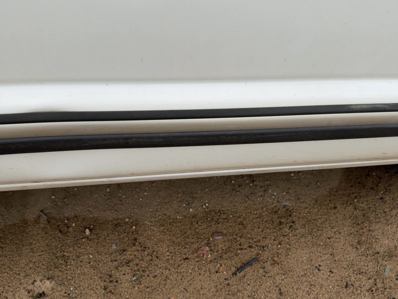 1998-2001 Blazer S10/jimmy S15 Front Door Moulding RH