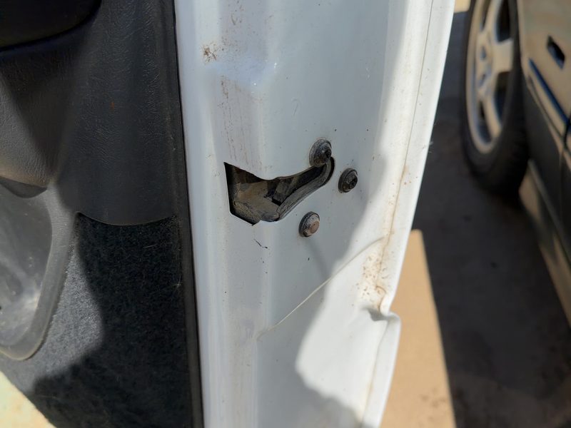 1995-2005 Blazer S10/jimmy S15 Front Door Latch RH