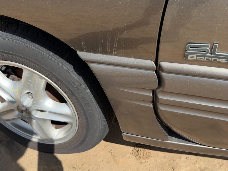 1999 Pontiac Bonneville (80 & Up) Fender Moulding LH
