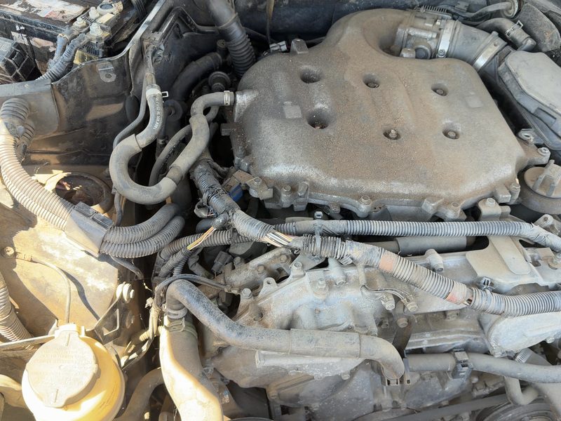 2004-2008 Infiniti M35 Cylinder Head RH