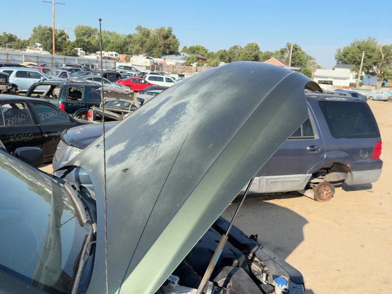 2003-2009 Kia Sorento Hood