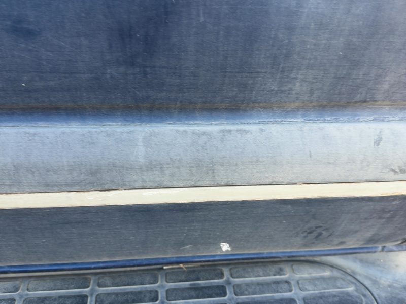 2000-2004 Chevy/gmc Suburban 1500 Series Rear Door Moulding LH